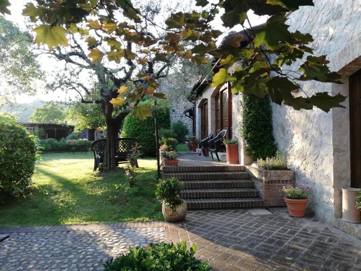 Agriturismo San Giovanni Ad Insulam Isola del Gran Sasso dʼItalia Exterior foto